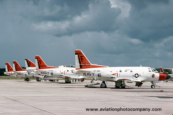 US Navy VT-86 North American T-39D Sabreliner 150972/F-202 (1975)