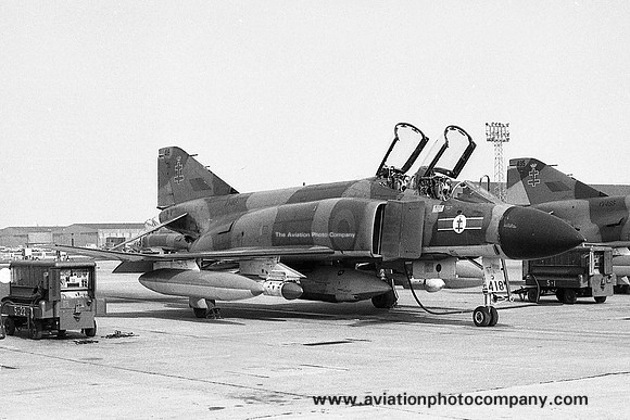 RAF 41 Squadron McDonnell F-4M Phantom FGR.2 XV418 (1974)
