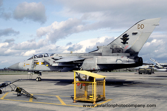 RAF 11 Squadron Panavia Tornado F.3 ZE204/DD (1992)