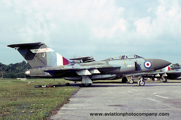 RAF 64 Squadron Gloster Javelin FAW.9 XH879/J