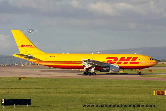 DHL Airbus A300B4-F D-AEAI at Manchester (2013)
