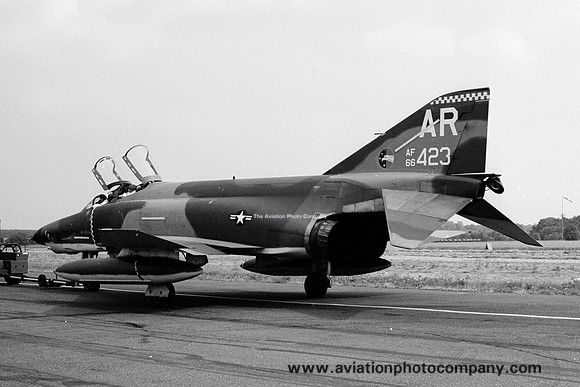 USAF 10 TFW 30 TRS McDonnell RF-4C Phantom 66-0423/AR (1973)