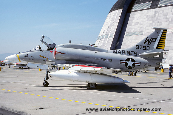 USMC VMA-223 Douglas A-4M 159790/WP-4 (1976)