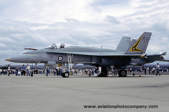 RAAF 2 OCU McDonnell Douglas F/A-18A A21-5 (1986)