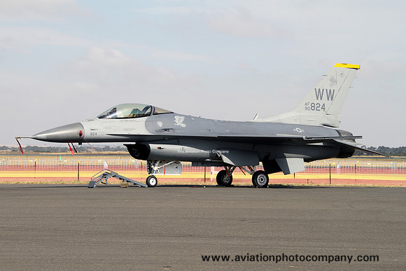 USAF 35 FW 14 FS GD F-16C 90-0824/WW at Avalon Airshow (2013)