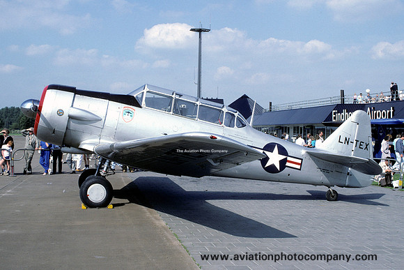 North American T-6G LN-TEX at Eindhoven (1985)