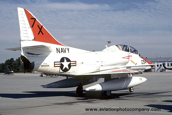 US Navy New Orleans Douglas TA-4J Skyhawk 155094/7X (1976)