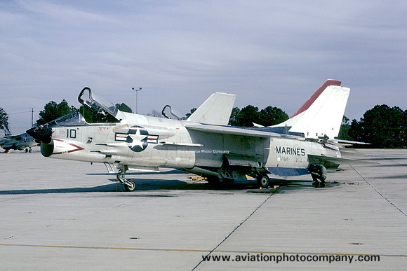 USMC VMF-351 Chance F-8K 145594/MC-10 (1974)