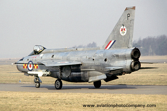 RAF 92 Squadron English Electric Lightning F.2A XN788/P (1972)
