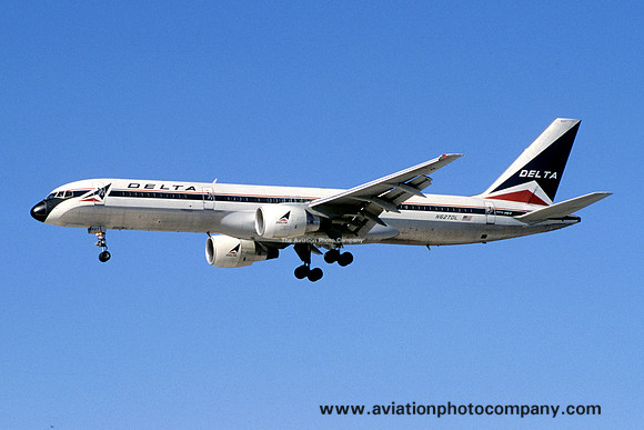 Delta Airlines Boeing 757-200 N627DL (1997)