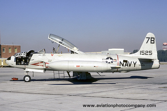 US Navy Atlanta Lockheed T-33B 141525/7B (1973)