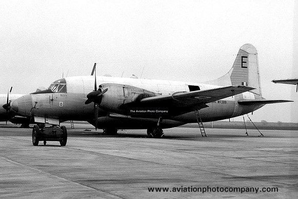 RAF 5 FTS Vickers Varsity T.1 WF389/E (1968)