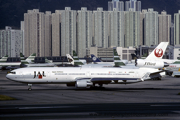 JAL McDonnell Douglas MD-11 JA8582 at Hong Kong Kai Tek (1994)