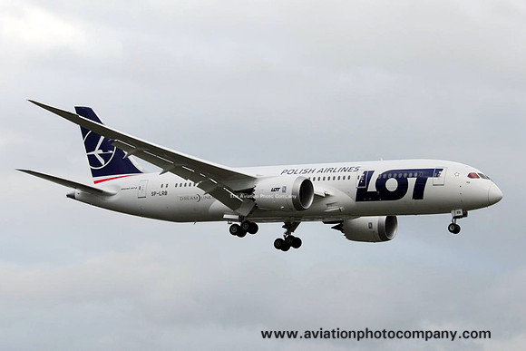 LOT Boeing 787-8 SP-LRB at London Heathrow (2013)