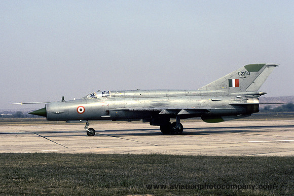 Indian Air Force TACDE Mikoyan MiG-21bis C2233 (2003)