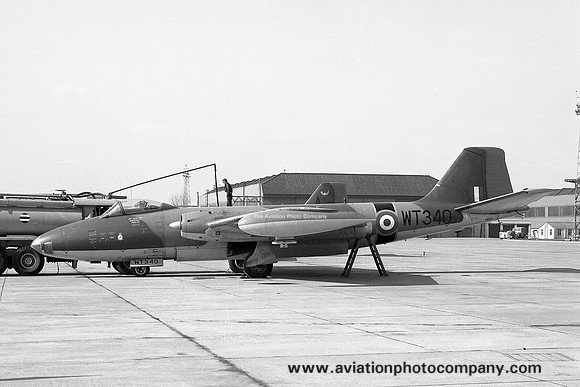 RAF 16 Squadron English Electric Canberra B(I).8 WT340 (1970)