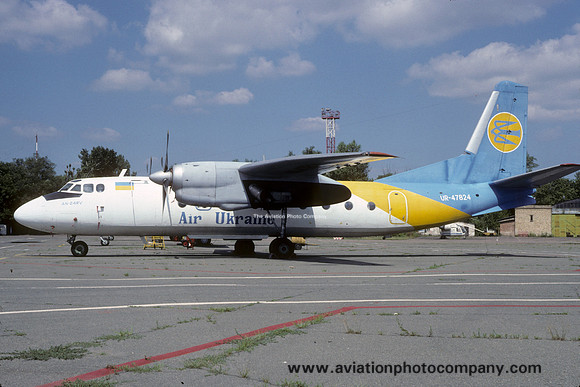 Air Ukraine Antonov An-24RV UR-47824 (1999)