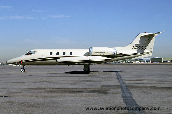 Learjet 35 N119GS (1979)