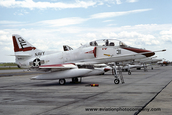 US Navy VC-8 Douglas TA-4J Skyhawk 154618/GF-31 (1976)