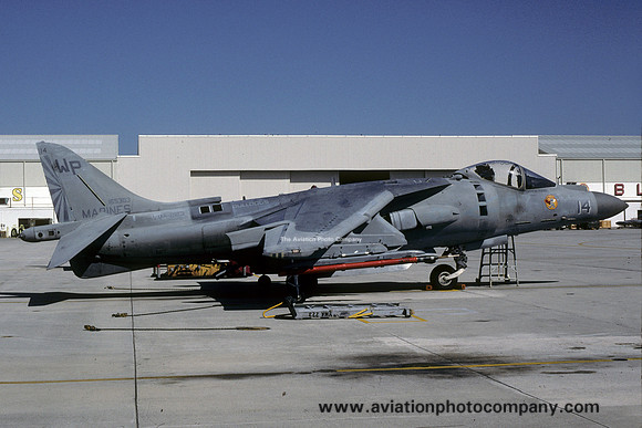 USMC VMA-223 AV-8B Harrier 165383/WP-14 (2001)