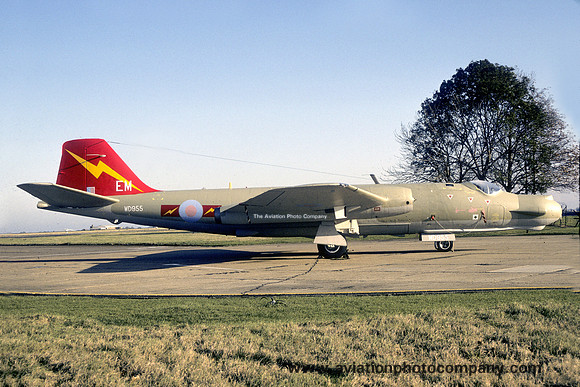 RAF 360 Squadron English Electric Canberra T.17A WD955/EM (1991)