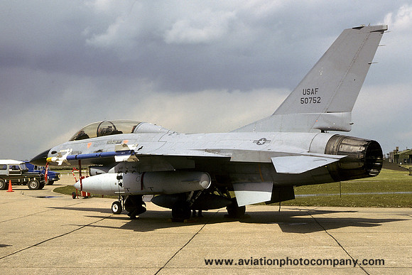 USAF AFFTC GD F-16B 75-0752 (1979)