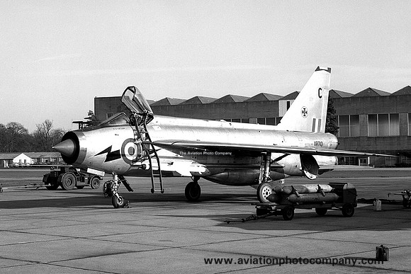 RAF 111 Squadron English Electric Lightning F.3 XR713/C (1968)