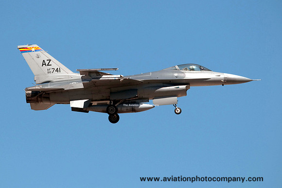 USAF Arizona ANG 152 FS GD F-16C 90-0741/AZ at Tucson (2013)