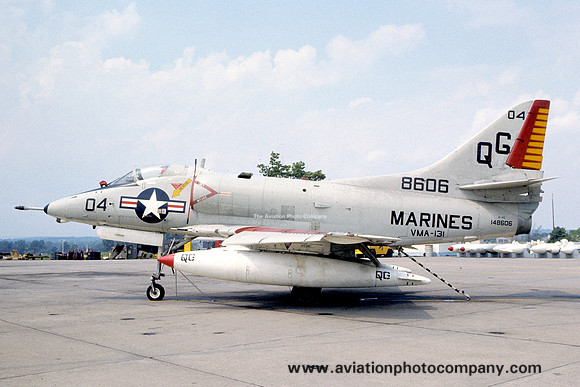 USMC VMA-131 Douglas A-4E Skyhawk 148606/QG-04 (1973)