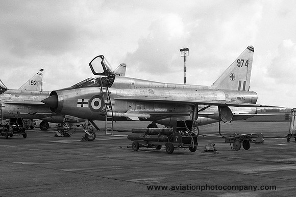 RAF 226 OCU 145 Squadron English Electric Lightning T.4 XM974 (1968)