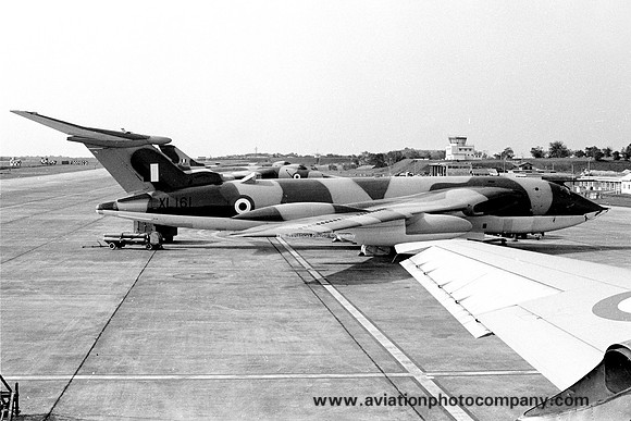 RAF 543 Squadron Handley Page Victor SR.2 XL161 at RAF Tengah (1966)