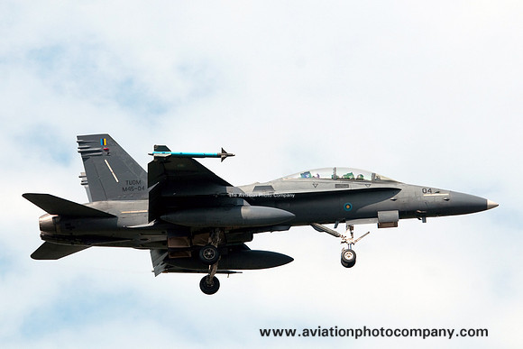 Malaysian Air Force 18 Skn McDonnell Douglas F/A-18D Hornet M45-04 at Butterworth (2011)