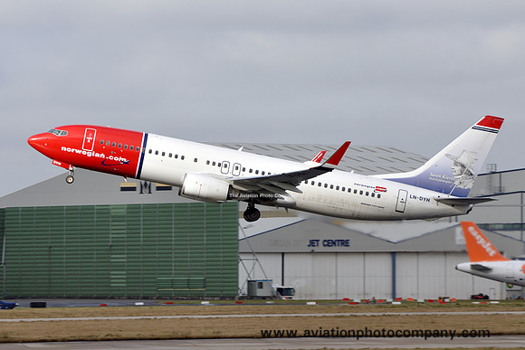 Norwegian Air Shuttle Boeing 737-800 LN-DYH at Manchester (2013)
