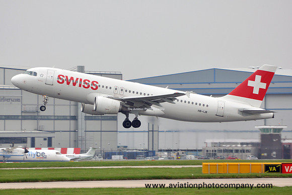 Swiss Airbus A320-200 HB-IJB at Manchester (2013)