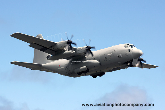 Italian Air Force 46 BA Lockheed C-130J Hercules MM62175/46-40 at Lajes (2013)