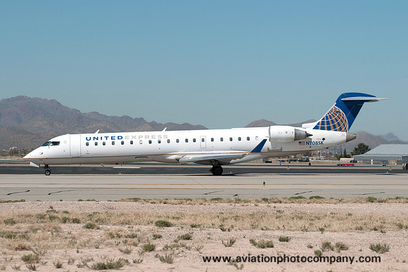United Express Canadair CRJ-700 N708SK at Tucson IAP (2013)