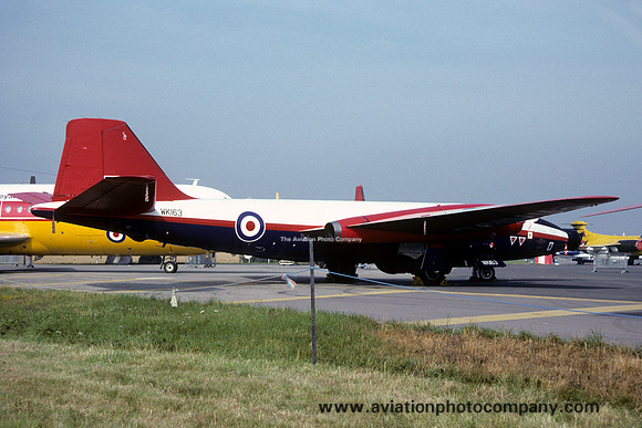 RAE English Electric Canberra B.2 WK163 (1991)