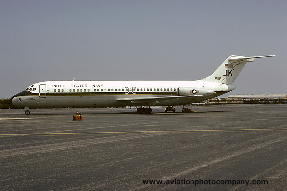 US Navy VR-1 Douglas C-9B 159118/JK (1975)