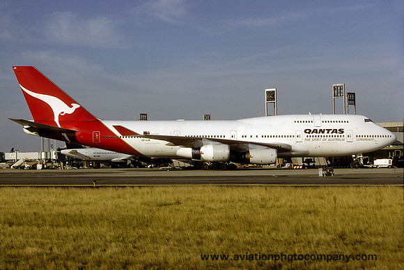 Qantas Boeing 747-400 VH-OJN (1999)