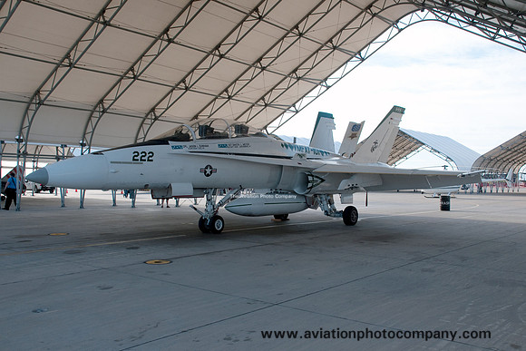 USMC VMFAT-101 McDonnell Douglas F/A-18B 162885/222 at El Centro Airshow (2013)