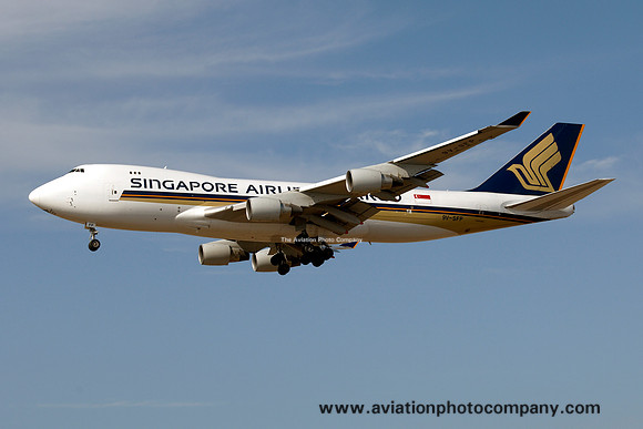 Singapore Airlines Cargo Boeing 747-400F 9V-SFP at Los Angeles IAP (2012)