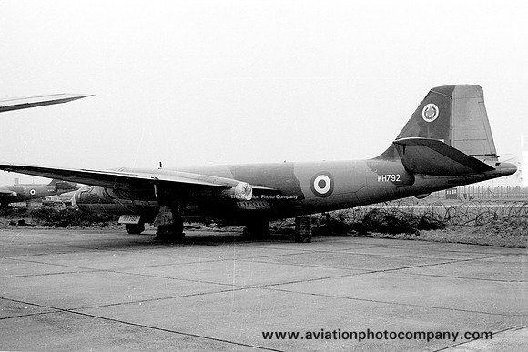 RAF 31 Squadron English Electric Canberra PR.7 WH792 (1971)