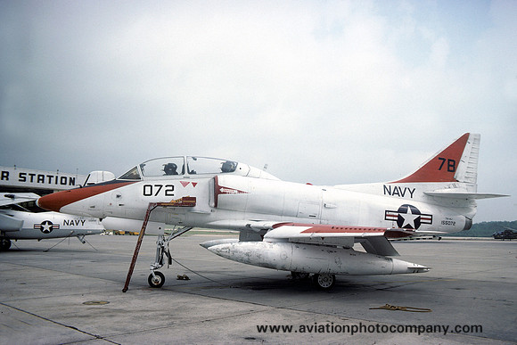 US Navy Atlanta Douglas TA-4J Skyhawk 155072/7B (1976)