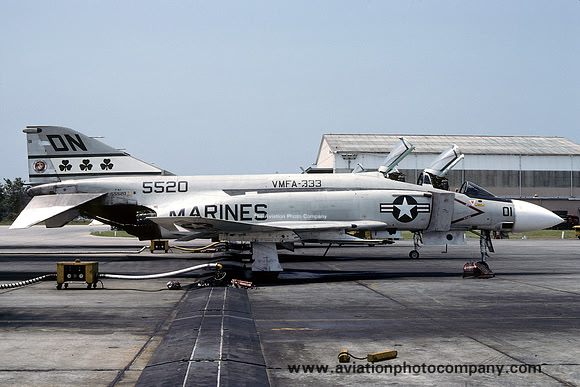 USMC VMFA-333 McDonnell F-4J Phantom 155520/DN-01 (1975)