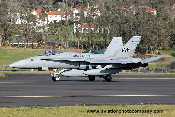 USMC VMFA-314 McDonnell Douglas F/A-18A 162431/VW00 at Lajes (2013)