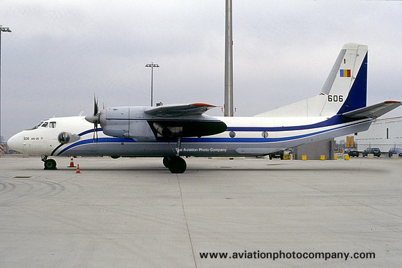 Romanian Air Force Antonov An-26 606 (2002)