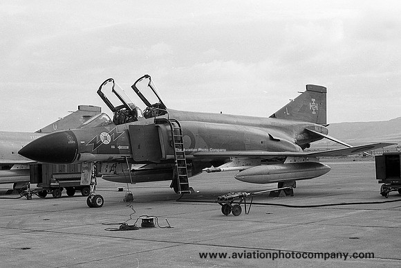 RAF 111 Squadron McDonnell F-4K Phantom FG.1 XV592/L (1981)