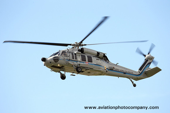 Colombian Air Force ESCTE 821 Sikorsky UH-60L Blackhawk FAC0007 (2015)