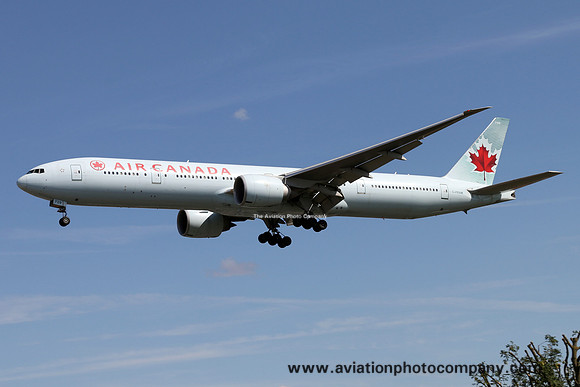 Air Canada Boeing 777-300ER C-FRAM at London Heathrow (2015)