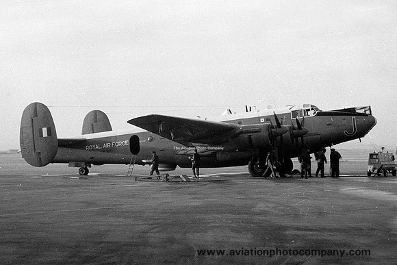 RAF 204 Squadron Avro Shackleton MR.2 WL800/J (1966)